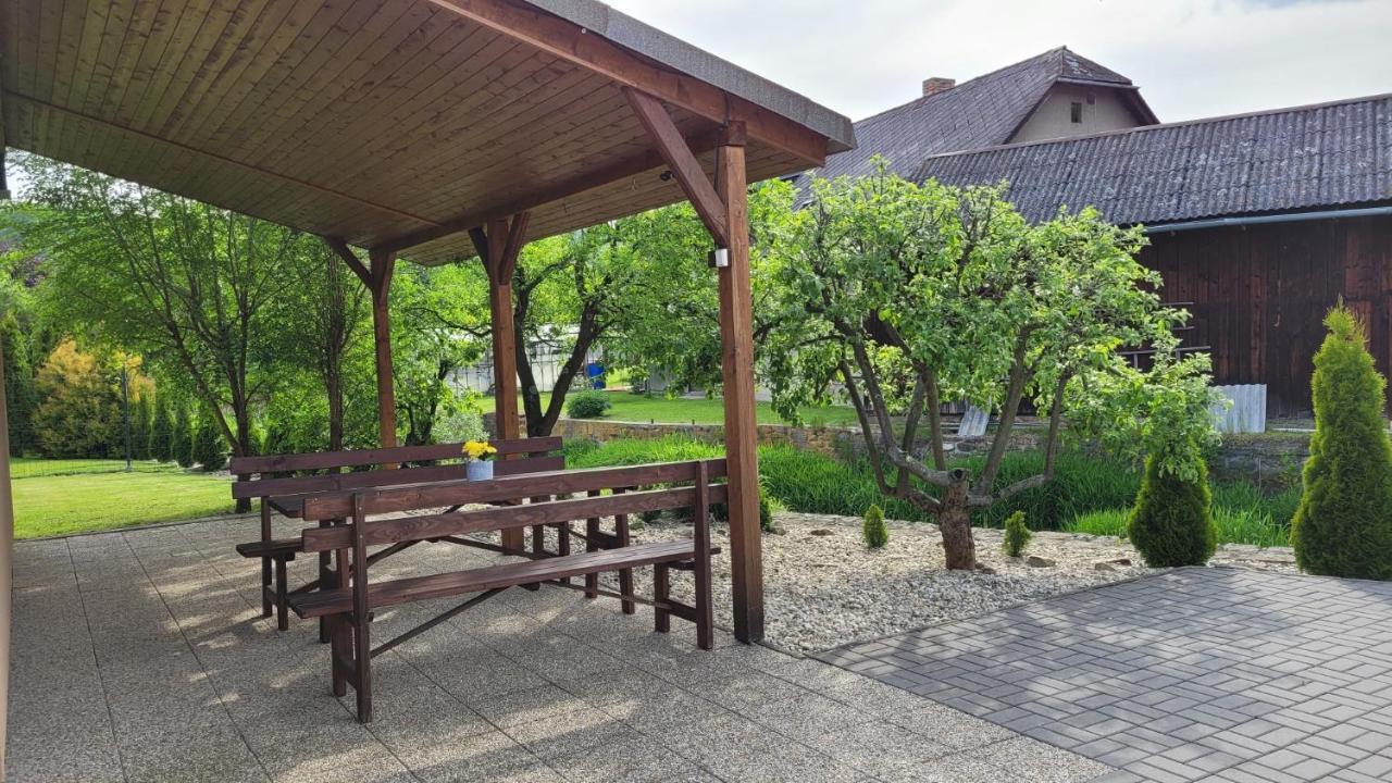 Apartmany Dolosin Velké Losiny エクステリア 写真